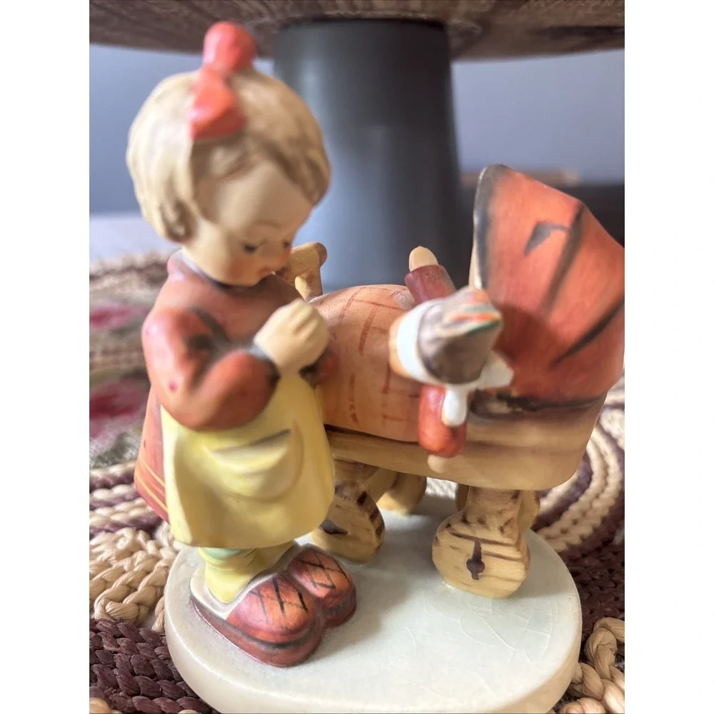 Doll Mother TMK4 #67 by W. Goebel Made in West Germany Hummel